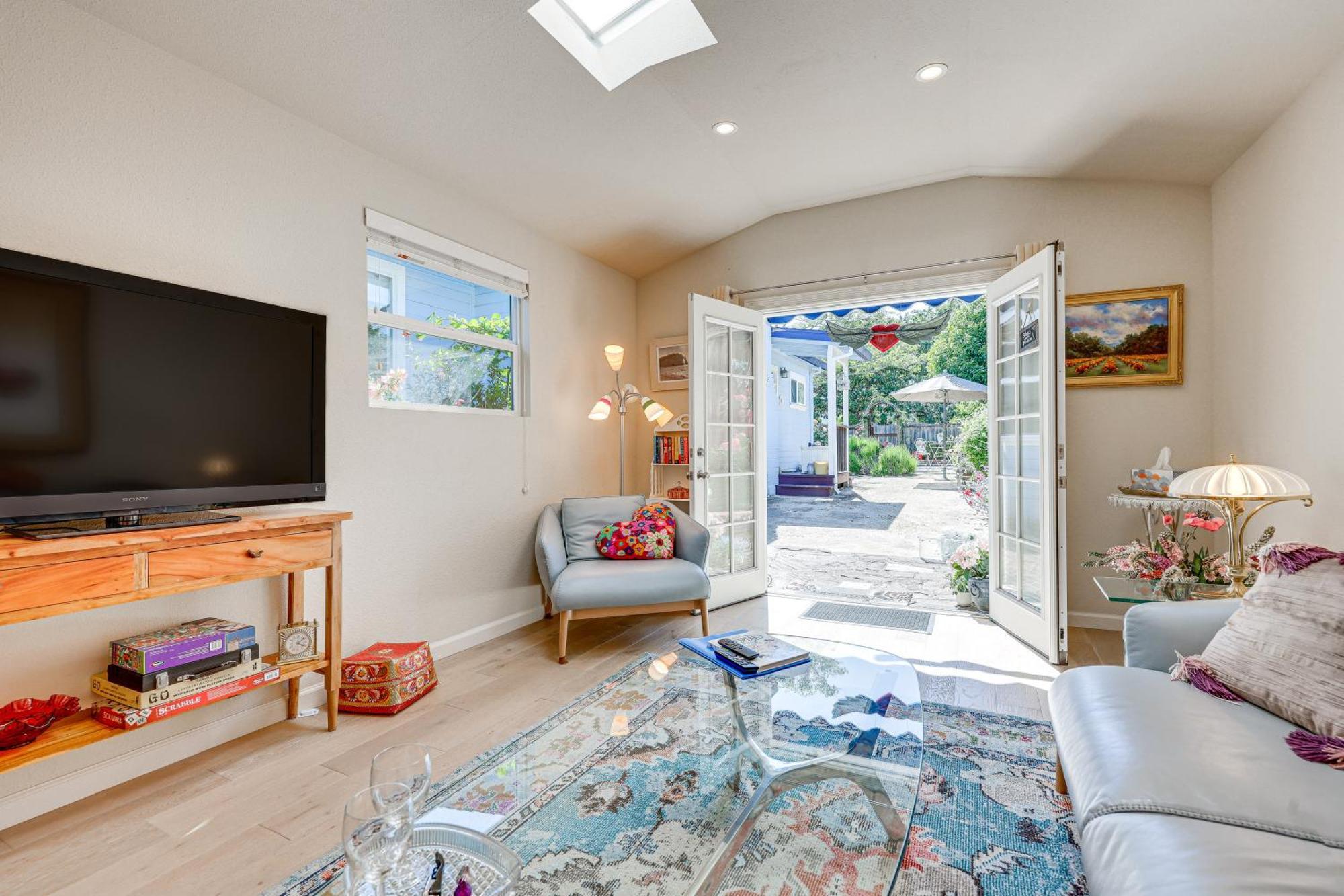 Romantic Casita With Garden And Deck 2 Miles To Plaza! โซโนมา ภายนอก รูปภาพ